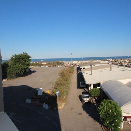 Ohana Holiday Rooms Rosolina Mare Eksteriør billede